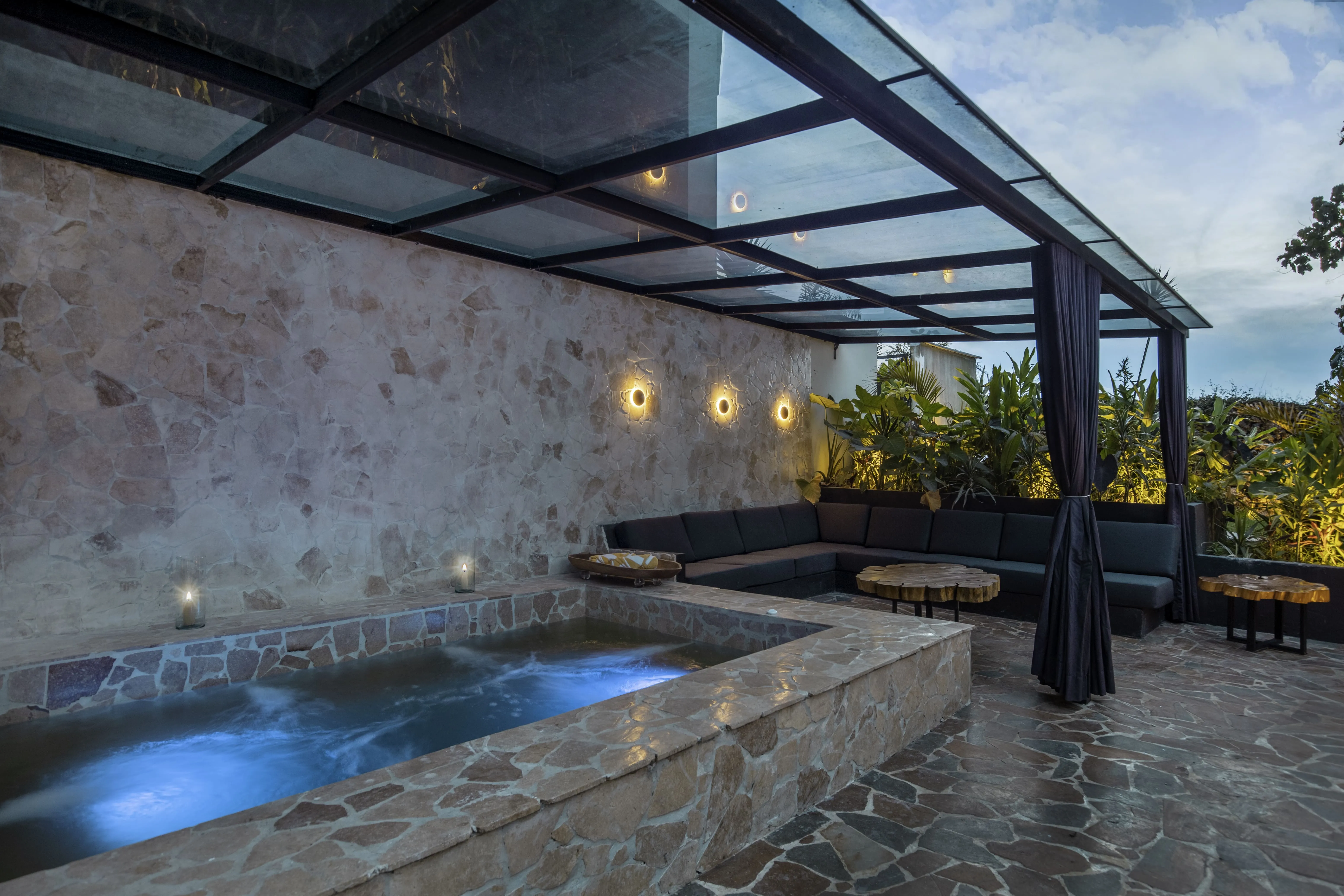 Garden Natural Pool image